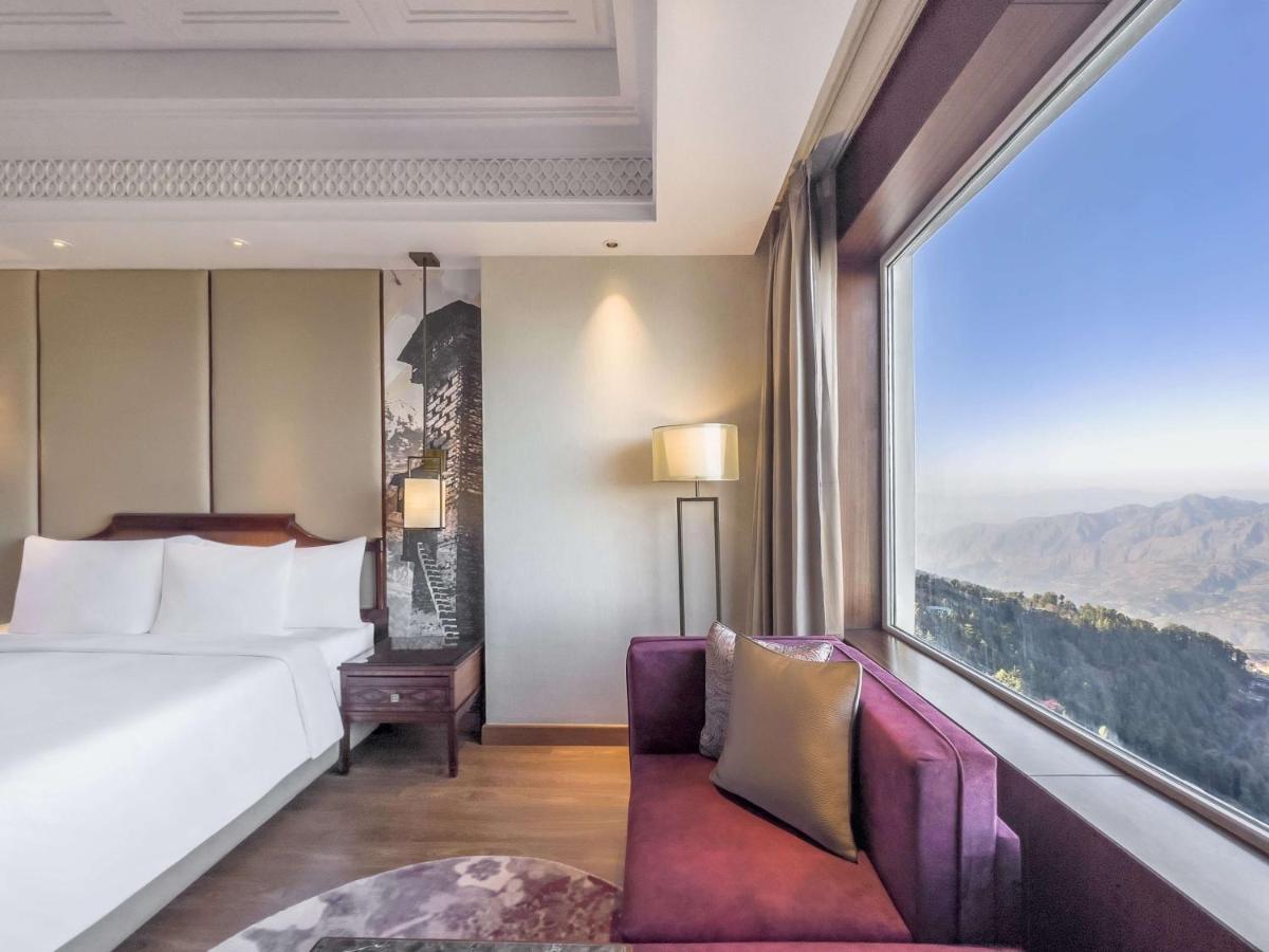 Radisson Kufri Hotel Shimla Exterior foto