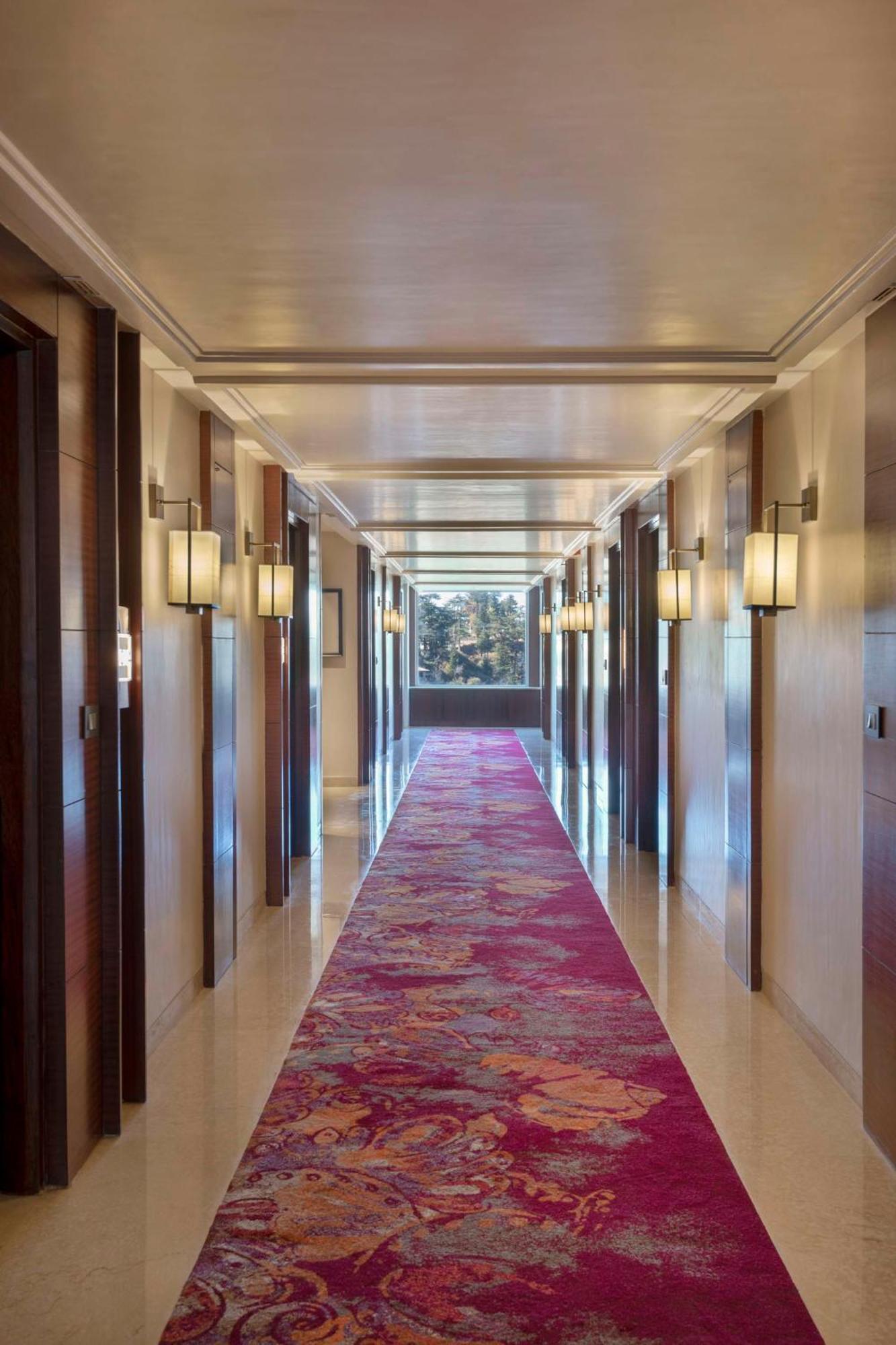 Radisson Kufri Hotel Shimla Exterior foto